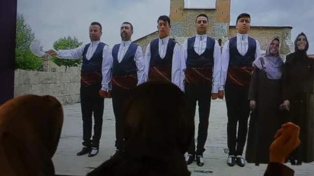 Filmlere Konu Olan Sivas Halayına Turist Akını!