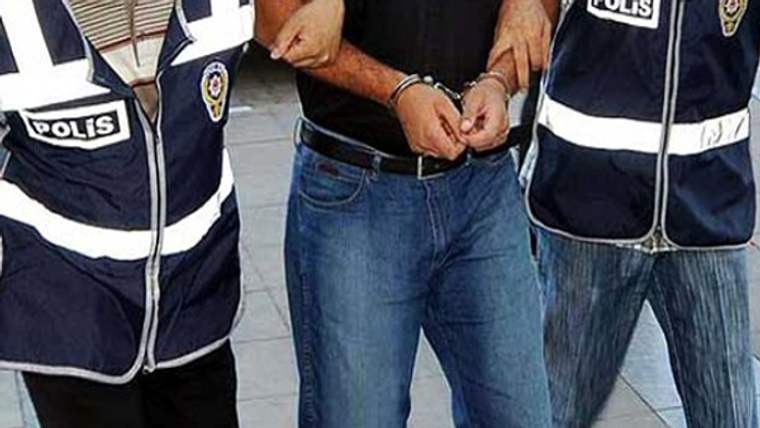 Balıkesir’de 11 göçmen ve 1 insan kaçakçısı yakalandı
