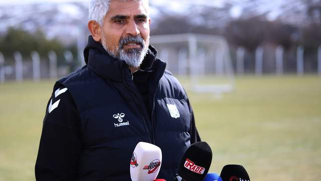 İsmet Taşdemir’den Şampiyonluk Mesajı: “Bu Yıl Zor Ama Sivasspor’u Layık Olduğu Yere Taşıyacağız”