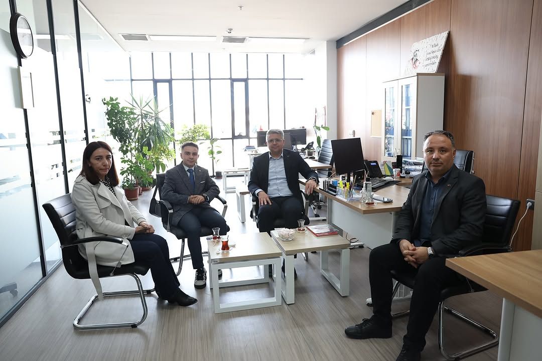 Sivas'ta Koruyucu Aile Yanında Büyüyen Genç İş Hayatına Adım Attı
