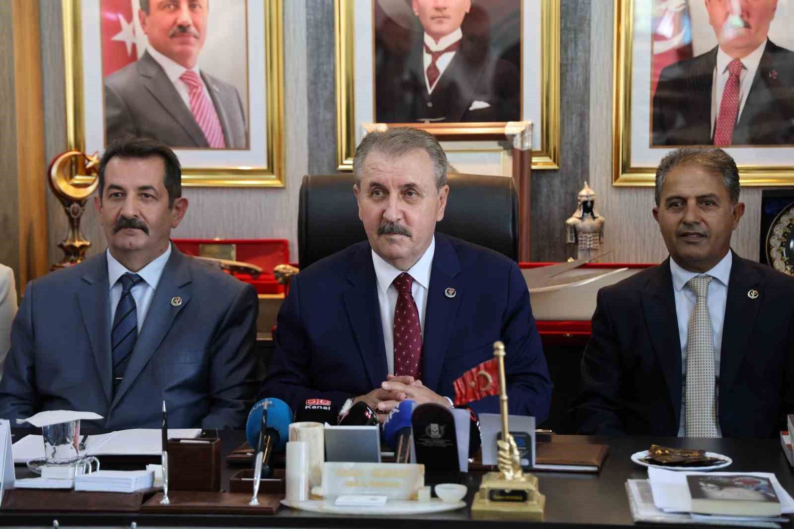 On binlerce insan” kaybı: Destici’den terör süreci açıklaması