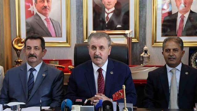 On binlerce insan” kaybı: Destici’den terör süreci açıklaması