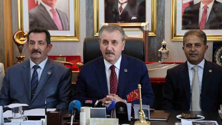 On binlerce insan” kaybı: Destici’den terör süreci açıklaması