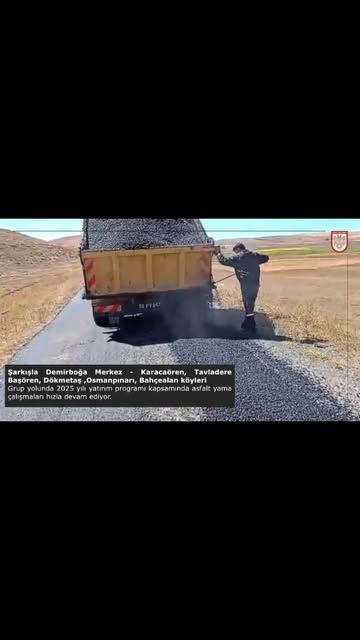 Sivas'ta Grup Yollarında Asfalt Yama Çalışmaları Hızlandı