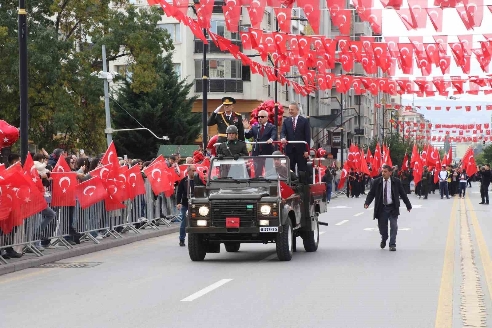 103. yıl coşkusu Sivas’ta Atatürk Kongre Müzesi’nde yaşandı