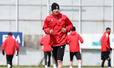 Sivasspor-İstanbulspor Maçı Öncesi Son Hazırlık Tamamlandı: Kritik 90 Dakika Başlıyor