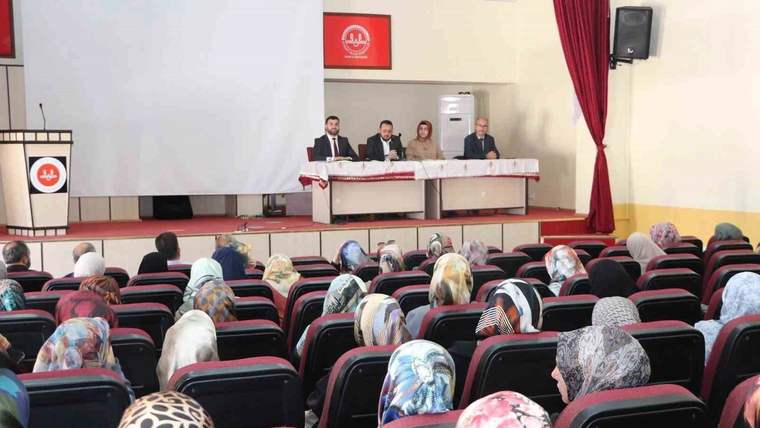 Vali Şimşek’ten din görevlilerine başarı belgesi