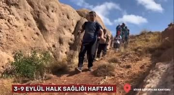 Sivas İl Sağlık Müdürlüğü Eğribucak Kanyonu'nda Yürüyüş Etkinliği Düzenledi