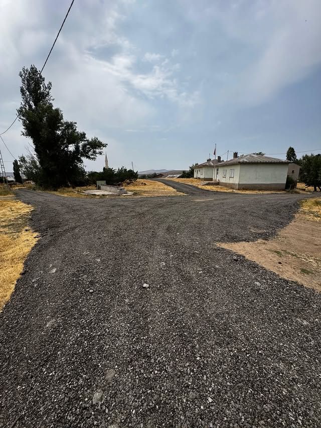 Yıldızeli Yeniköy Köyü'ne Yeni Stabilize Yol