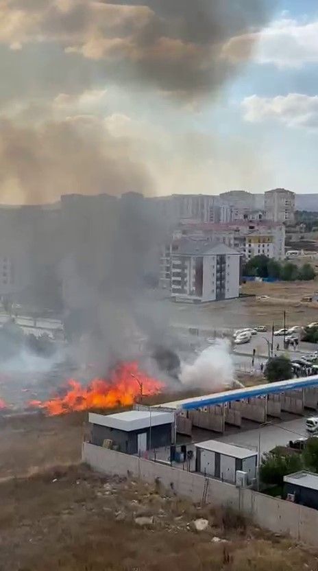 Yangın istasyona ulaşmadan söndürüldü, soğutma çalışması başladı