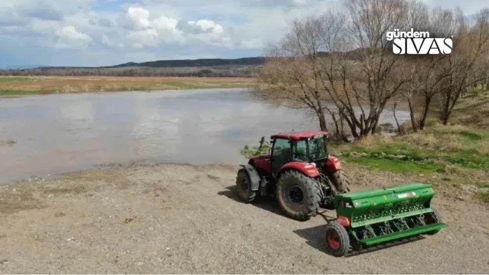 Sivas'ta Çiftçiler Mağdur: 140 Kilometre Yol Gidiliyor!