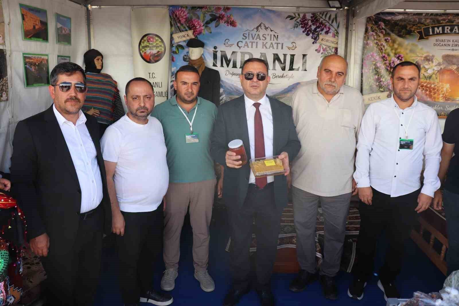 STSO Başkan adayı Mustafa Eken, Sivas tarım fuarını ziyaret etti