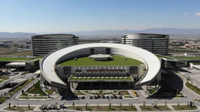 Erzurum Şehir Hastanesi akşam poliklinik hizmetine başladı - Birlik Haber Ajansı