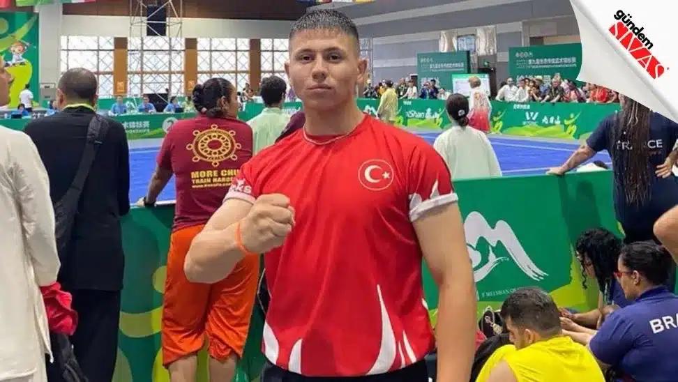 Sivaslı Sporcu Dünya İkincisi Oldu