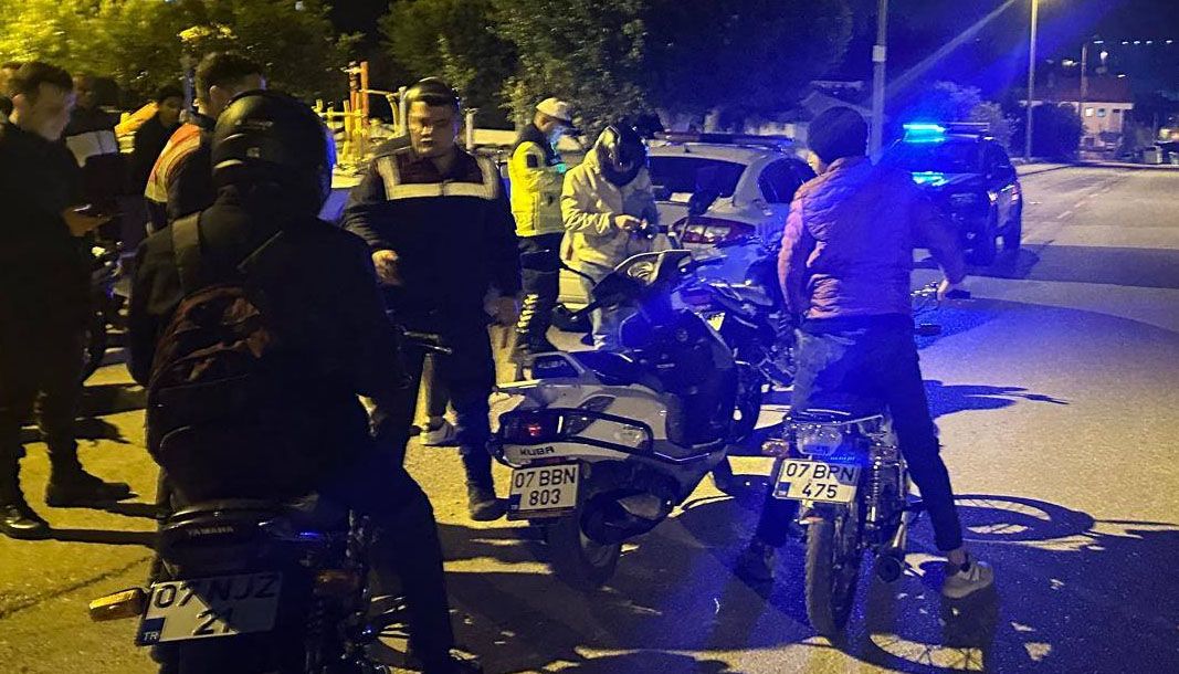 Alanya'da motosiklet sürücülerine sıkı denetim - Birlik Haber Ajansı