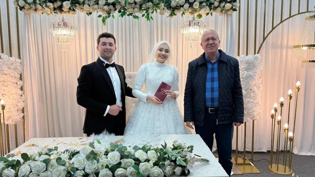 Sivas İl Kültür ve Turizm Müdürlüğü Personeli Evlendi / Aziz Erdoğan Düğün Törenine Katıldı