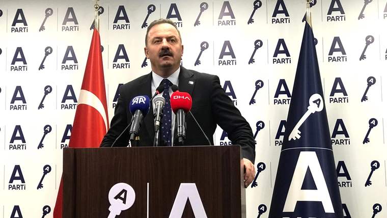 Yavuz Ağıralioğlu: Bu kadar sorunu olan memlekette güya ana muhalefetin elinde sadece kırmızı kart var - Birlik Haber Ajansı
