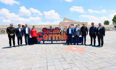 Vali Şimşek, Beraberindeki Heyetle Sıcak Çermik'i Ziyaret Etti