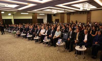 Yıllık Turizm Geliri 65 Milyar Dolara Yükseldi