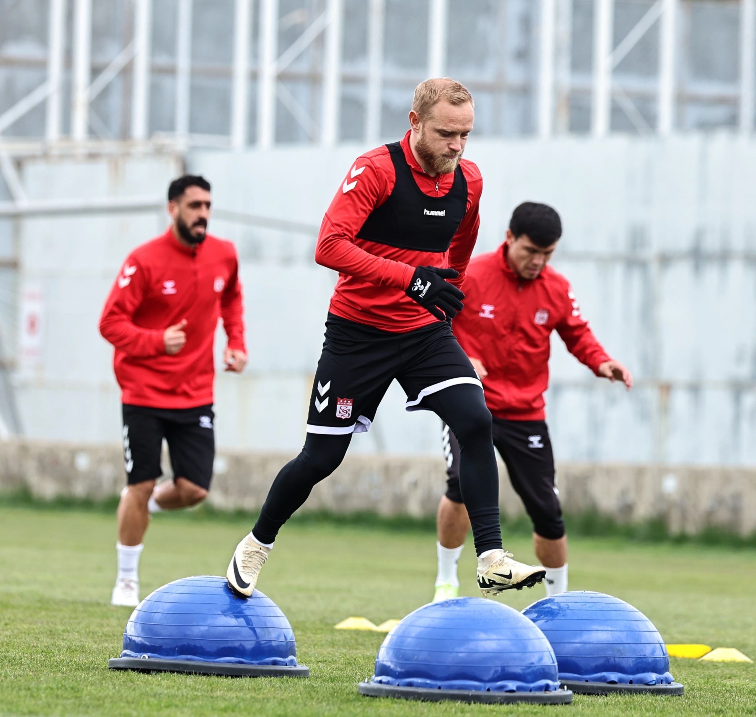 Sivasspor Kasımpaşa Maçı Hazırlıklarını Sürdürdü: İşte Antrenman Detayları