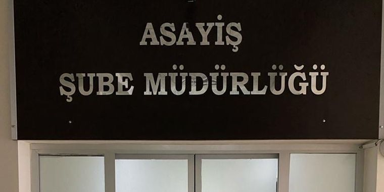 Kars'ta yıllık kart aidat borcu bahanesiyle 3 milyon lira dolandırdılar - Birlik Haber Ajansı