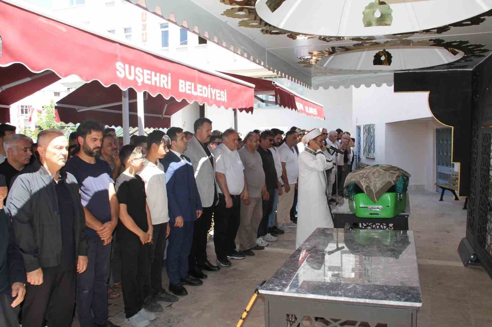 10 yaralının tedavisi sürerken 3 kişinin cenazesi kaldırıldı