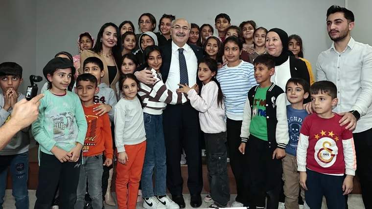 Vali Köşger’den genç ofise ziyaret - Birlik Haber Ajansı