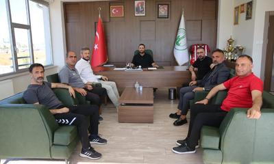 Sivasspor Yöneticileri Sivas Belediyespor'u Ziyaret Etti