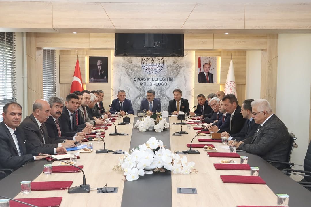 Sivas'ta Eğitimde Yeni Dönem Hazırlıkları Başladı: DEĞER Projesi Tanıtıldı