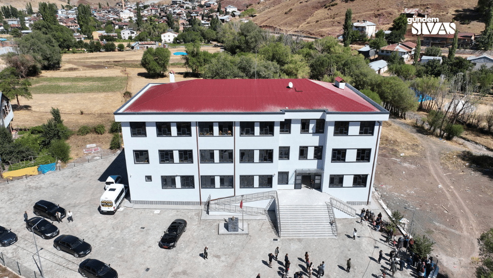 Sivas'ta Eğitim Yatırımları Hız Kesmeden Devam Ediyor