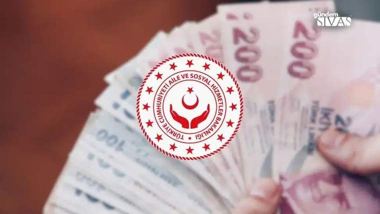 Bir kişinin elinde 100 TL banknotlar ve Türkiye Cumhuriyeti Aile ve Sosyal Hizmetler Bakanlığı logosu yer alıyor.