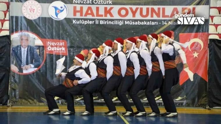 Sivas'ta Halk Oyunları Coşkusu Yaşandı