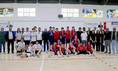 Sivas’ta Genç Basketbolcular İl Şampiyonluğu İçin Ter Döktü