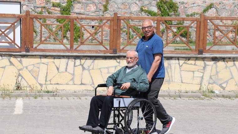Evde Bakım Yardımı hesaplara yatırılmaya başladı