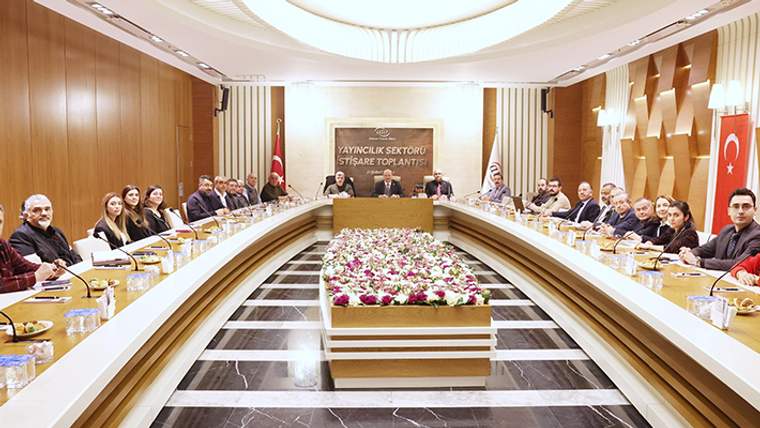 Yayıncılık sektörünün sorunları ATO'da ele alındı - Birlik Haber Ajansı