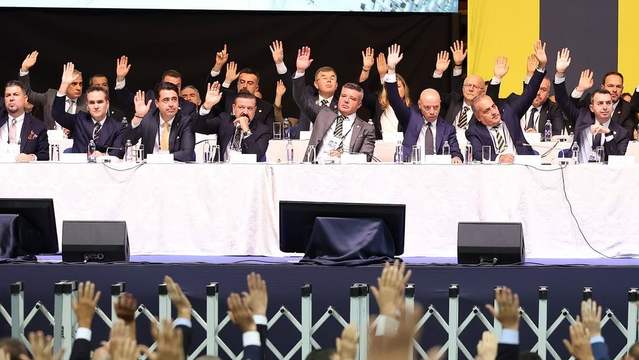 Fenerbahçe Olağanüstü Genel Kurulu'ndan Finansal Güçlendirme Kararları Çıktı