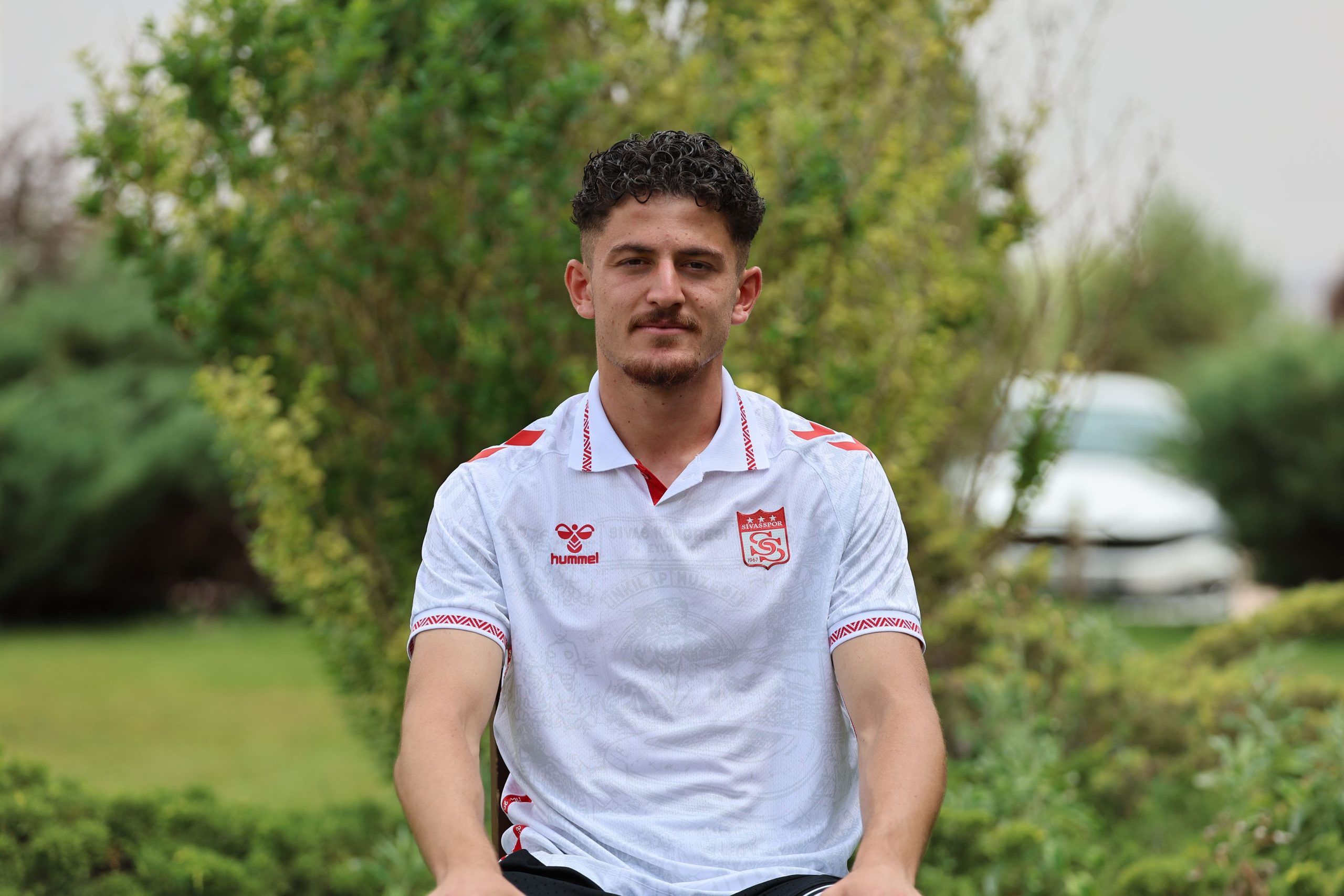 Emirhan Başyiğit: "Taraftarımız 12. Oyuncumuz Olsun, Hedefimiz Süper Lig’de Yükseliş!"