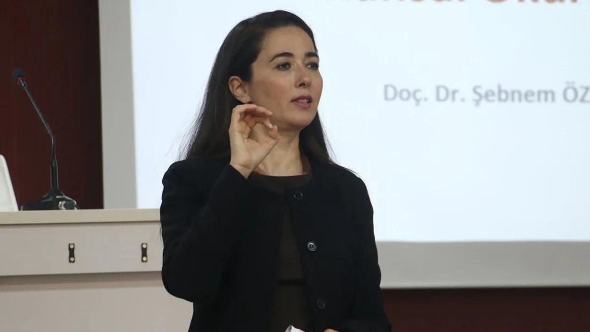 İletişim Fakültesi’nde Finansal Okuryazarlık Eğitimi: Gençlere Gelecek Rehberi