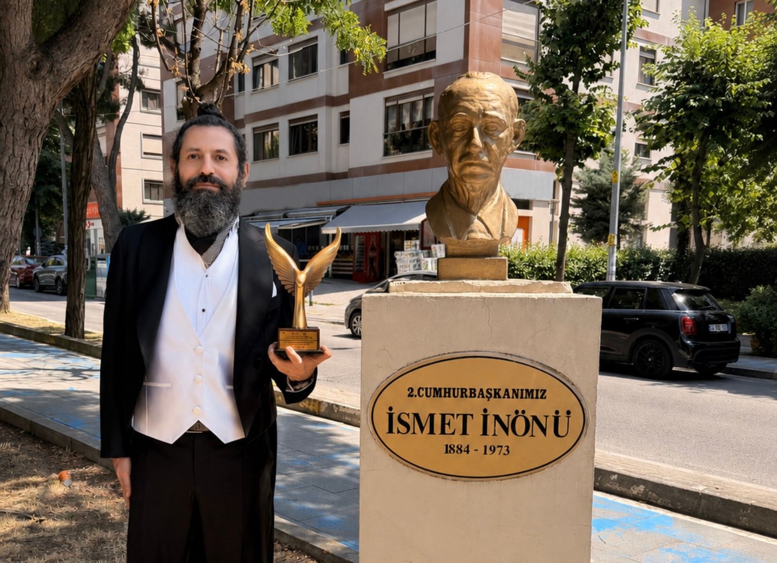İsmet İnönü'nün Barış Vizyonuna Anlamlı Vefa
