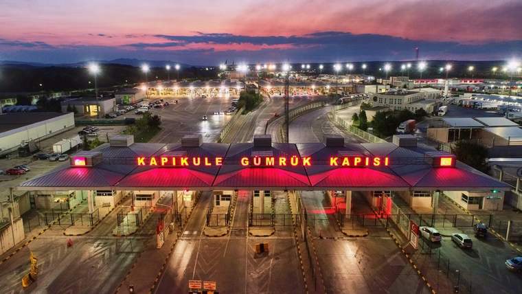 Edirne'deki sınır kapılarından bayram boyunca 404 bin 680 yolcu geçiş yaptı! - Birlik Haber Ajansı