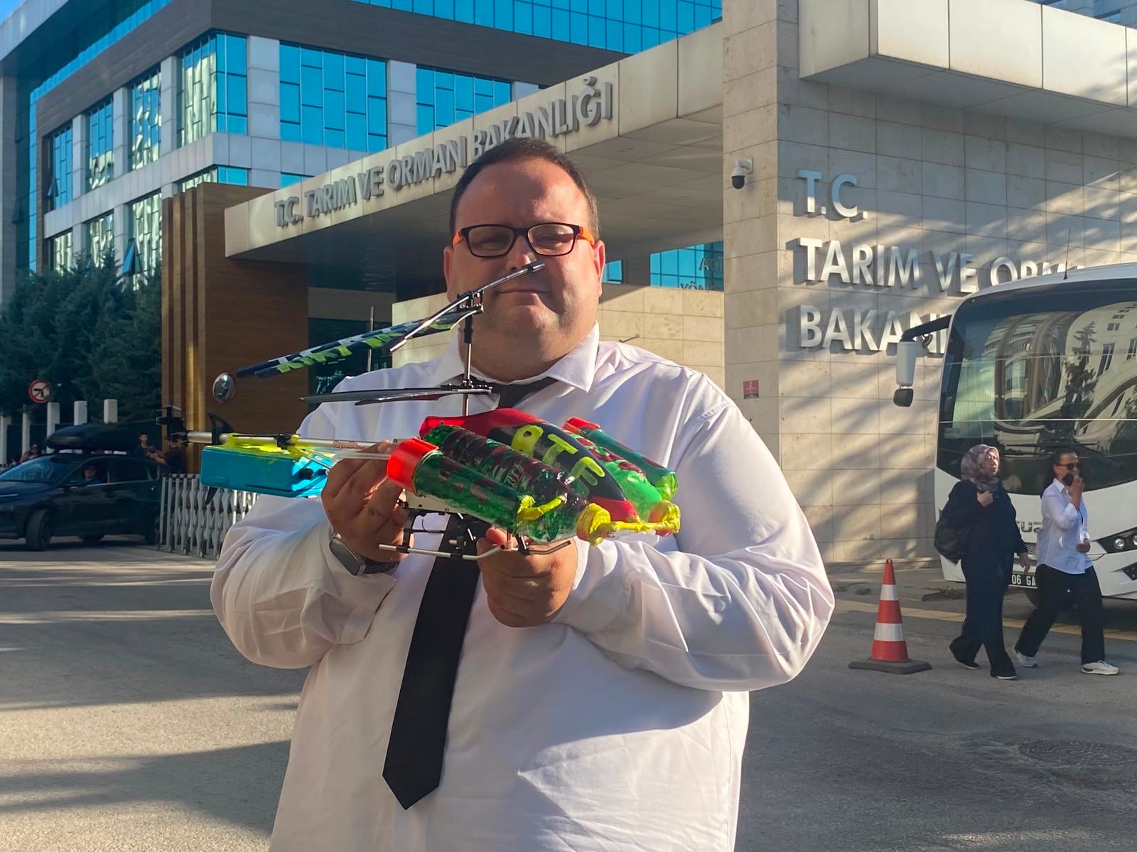 TEKNOFEST’te Tanıştılar, İnsansız Yangın Söndürme Helikopteri Geliştirdiler