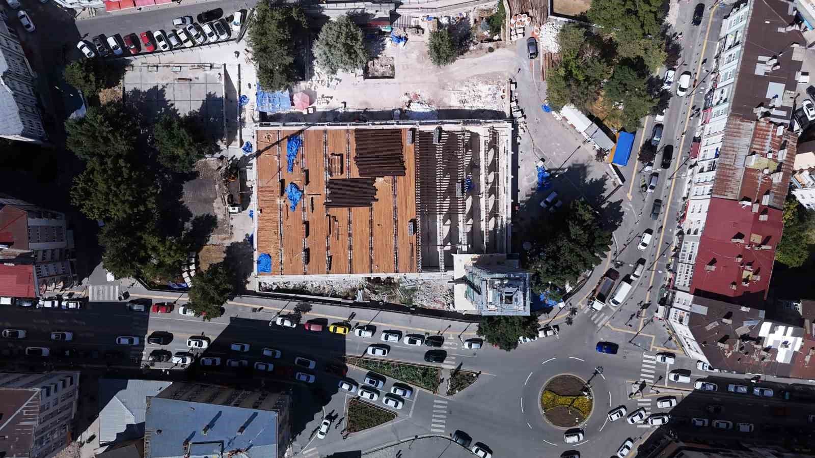 Sivas Ulu Camii minaresindeki yeşil çanakların sırrı çözüldü