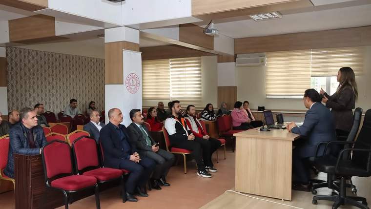 Sivas'ta Okul Kantinleri ve Hijyen Denetimleri İçin Kritik Toplantı Yapıldı