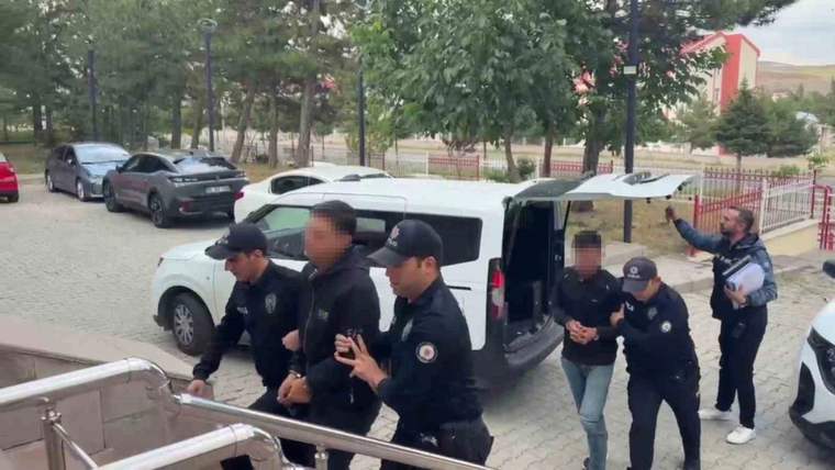 Sivas’ta 3 saatte 11 iş yerini soyan zanlılar tutuklandı