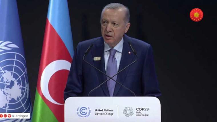 Cumhurbaşkanı Erdoğan, Türkiye'ye döndü