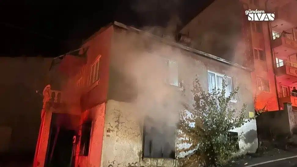 Sivas'ta Yangın Paniği