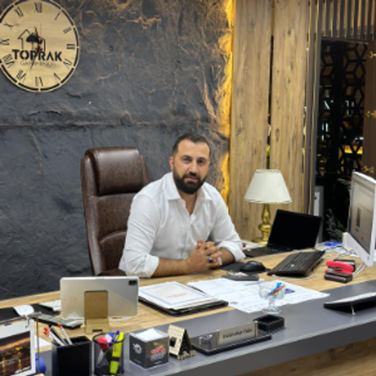 Sivas Toprak Gayrimenkul'den Yeni Bir Başlangıç: Üçüncü Şube Hizmete Giriyor!