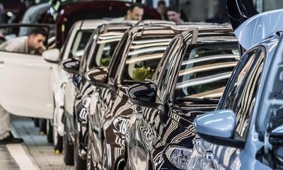 Otomotiv endüstrisinden 3,5 milyar dolarlık ihracat - Birlik Haber Ajansı