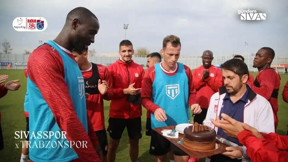 Sivasspor'da Sürpriz Organizasyon