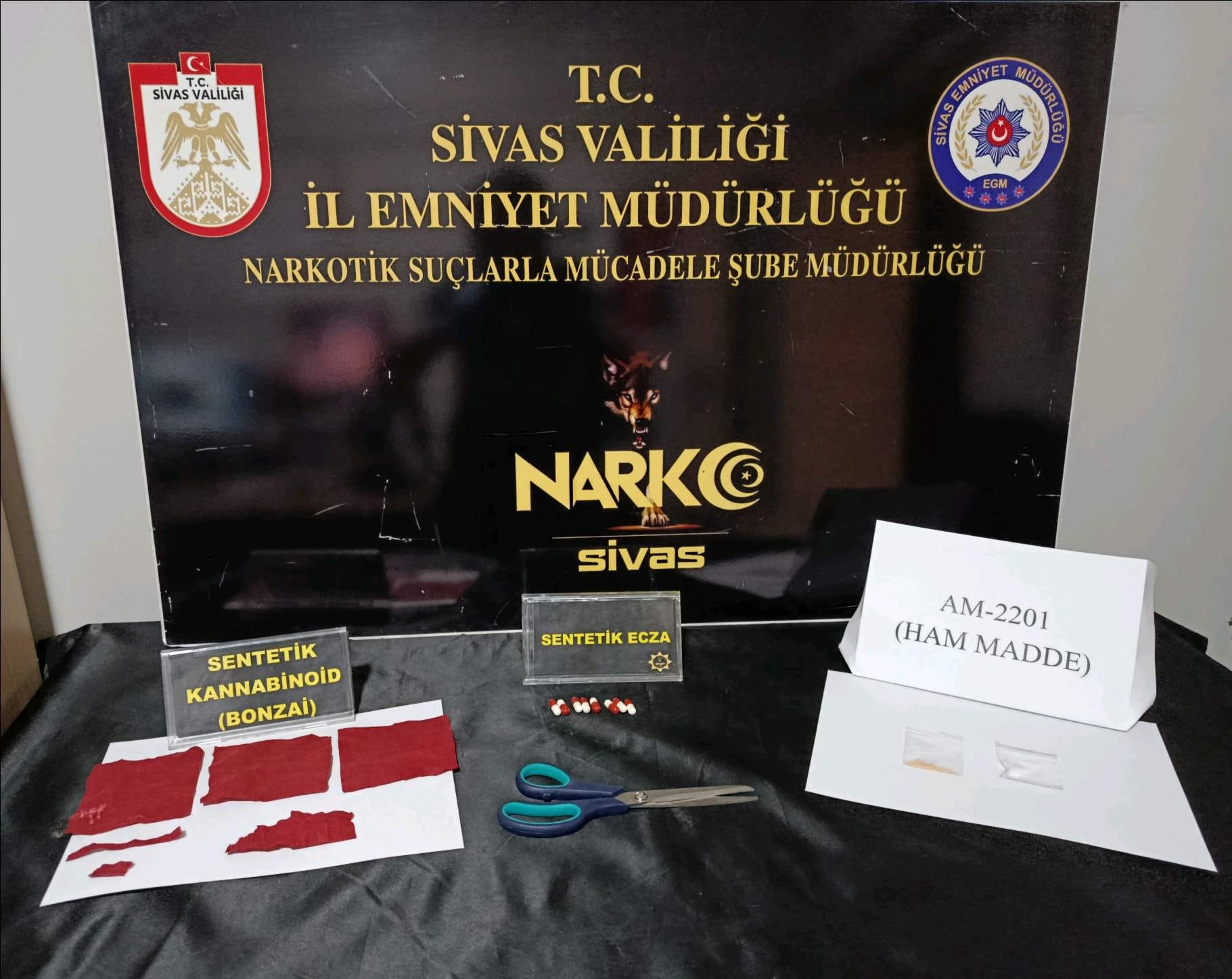 Sivas'ta Uyuşturucu Operasyonu: 11 Kişi Yakalandı, 3'ü Tutuklandı